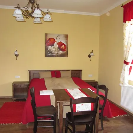 Thermalia Vendeghazak - Tulipan Guest house Kaba