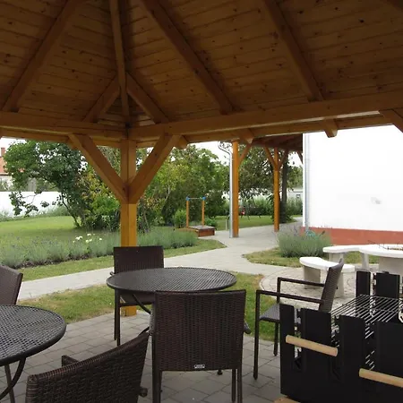 Guest house Thermalia Vendeghazak - Tulipan