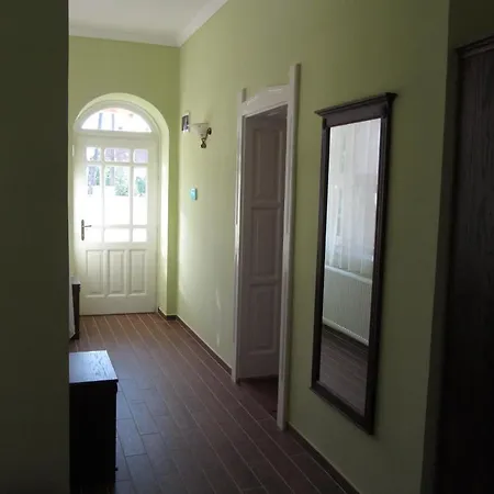 Guest house Thermalia Vendeghazak - Tulipan Kaba